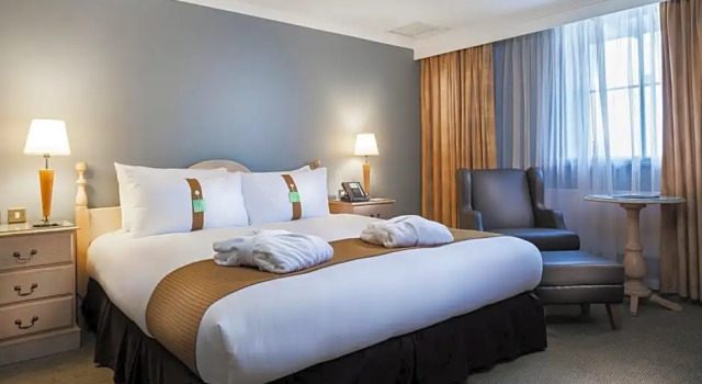Двухместный номер Executive Holiday Inn London Brent Cross