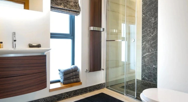 Полулюкс Antrim House Guest Rooms & Suites