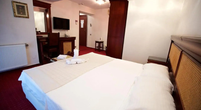 Hotel Bliss