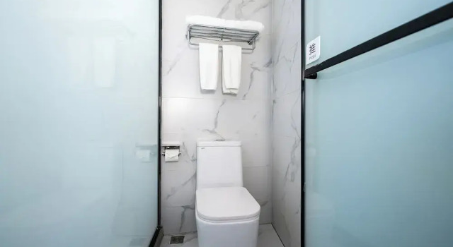 Номер Standard Qinfengyuan Hotel (Shanghai Xuhui District Zhongshan Hospital Jiashan Road Subway Station Branch)