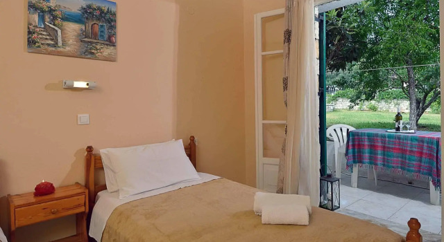 Damaskis Studios a Small Complex in Kassiopi