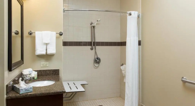 Люкс с 2 комнатами Staybridge Suites Columbus Polaris by IHG