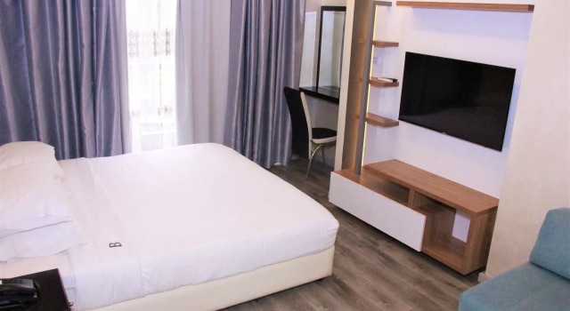 Beverly Hotel Beirut, Buchen Sie Hotel Beirut 