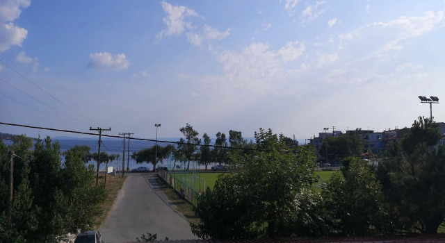 Gyalos Beach Front Aparthotel