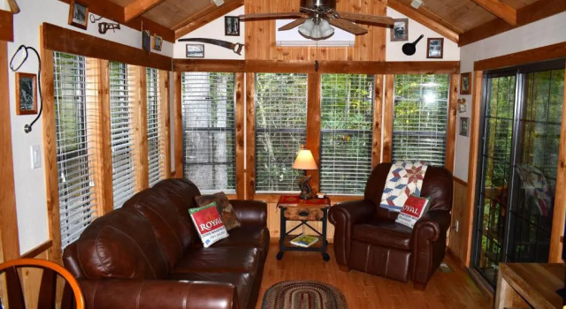 The Junction, Buchen Sie Hotel Robbinsville Great Smoky Mountains