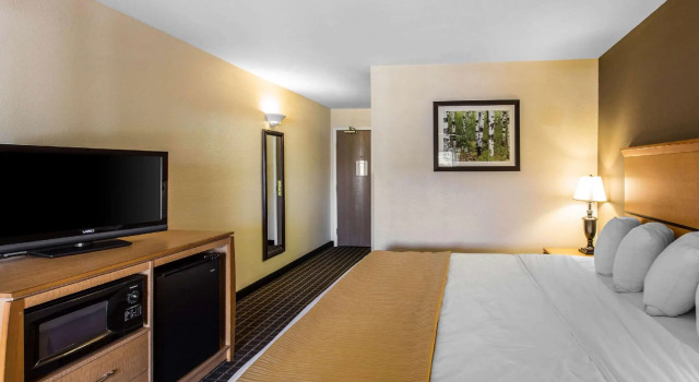 Номер Standard Quality Inn and Suites Silverthorne - Copper Mountain
