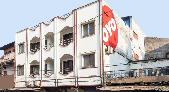 OYO 23058 Hotel Aditya Regency