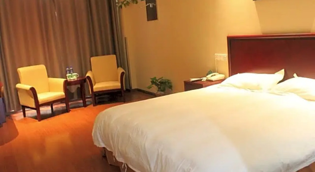 Номер Deluxe GreenTree Inn Anhui Hefei North Fuyang Road Luyang Industrial Park Express Hotel