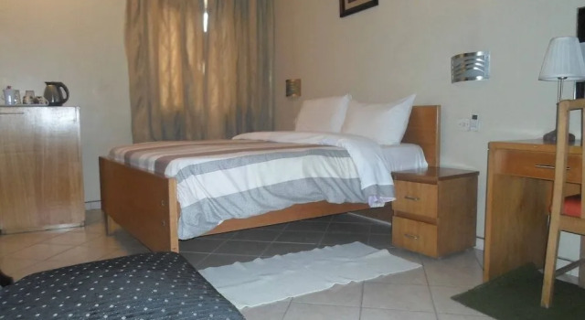 Nne-Era Residence, Book Hotel Ikeja 