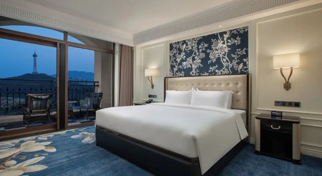 Двухместный семейный люкс Wyndham Taian West