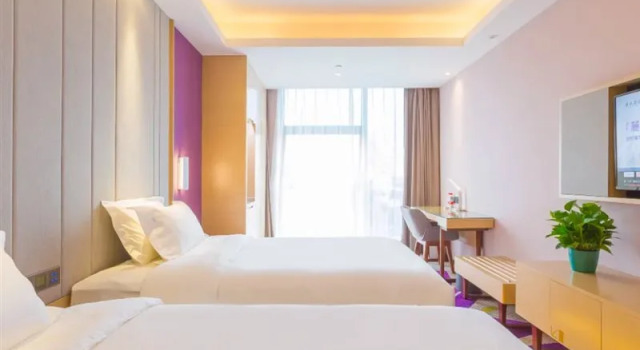 Lavande Hotel Zhongshan Xiaolan Daxin Xinduhui, Rezervasyon Otel Xiaolan otoparklı oteller, Otopark
