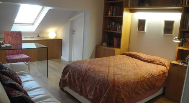 Charming Penthouse with Private Terrace, Забронировать Отель Арроюш Лиссабон, рядом с Станция метро Sao Sebastiao — Проспект Герцога Авила