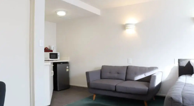 Двухместная студия Цокольный этаж BKs Fountain Court Motel