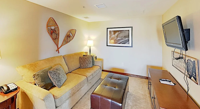 New Listing! Upscale Ski At Trailhead Lodge 3 Bedroom Condo, Забронировать Дом для отпуска Стимбот-Спрингс Колорадо, рядом с Steamboat Powdercats