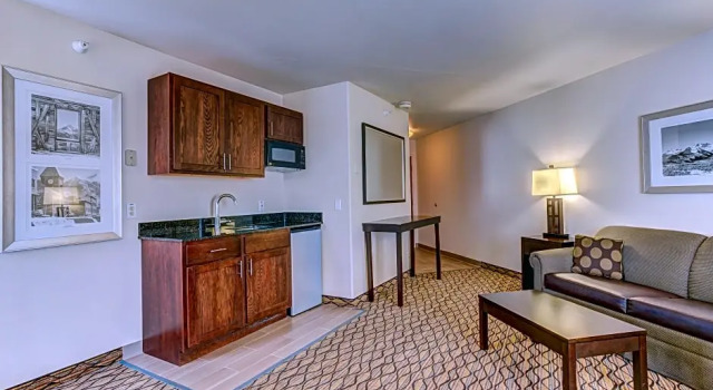 Люкс c 1 комнатой Holiday Inn Express Hotel & Suites Montrose - Black Canyon Area by IHG