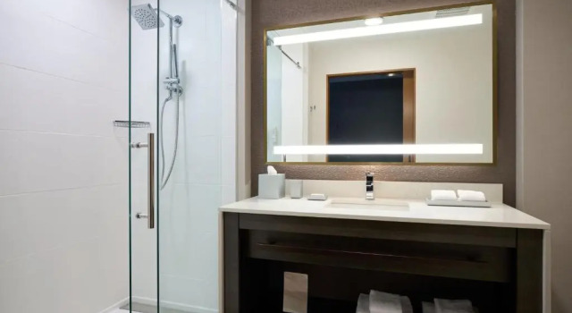Номер Standard Washington Marriott Capitol Hill