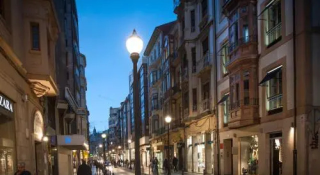 MyHouseSpain - Apartamentos Moros 41, Prenota Appartamento Hotel a Asturie con parcheggio, Parcheggio