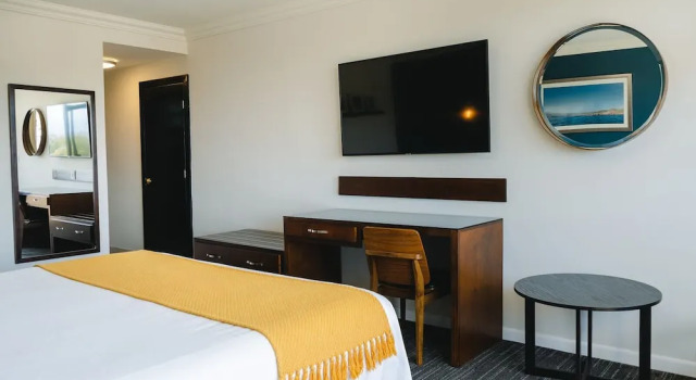 Двухместный номер Standard с балконом Corona Hotel & Spa
