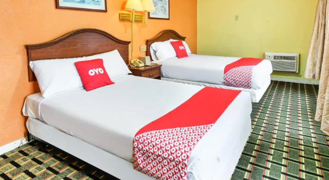 Четырёхместный номер Standard OYO Hotel Downtown Peoria I-74