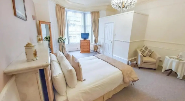 The Elm House Hotel, Book Hotel Hawick Borders