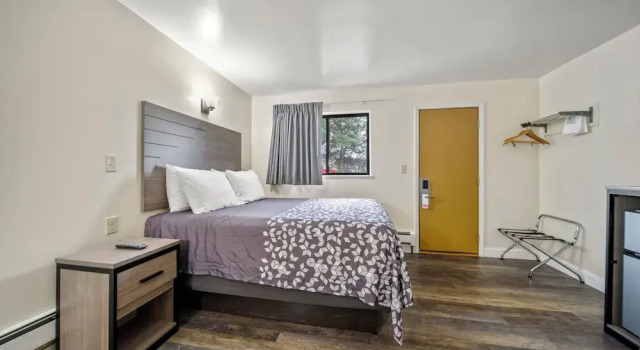 Номер Executive Kingsway Inn