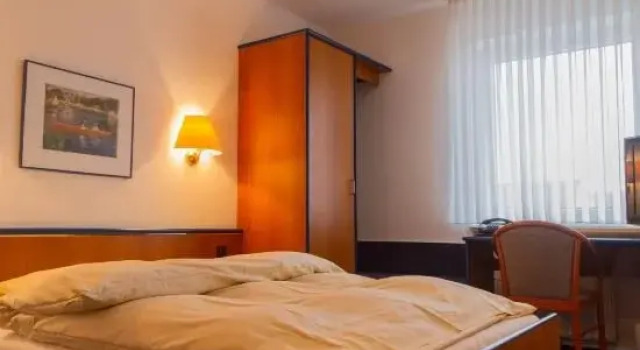 Pension Haus Karin, Забронировать Отель Штадталлендорф земля Гессен