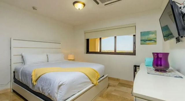 2BR Duplex Palmaruba Condos w Great Location, Varaa Huoneisto Hotellit Palm Beach. pysäköinnillä, Pysäköinti