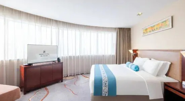Люкс Superior Holiday Inn Downtown Hefei