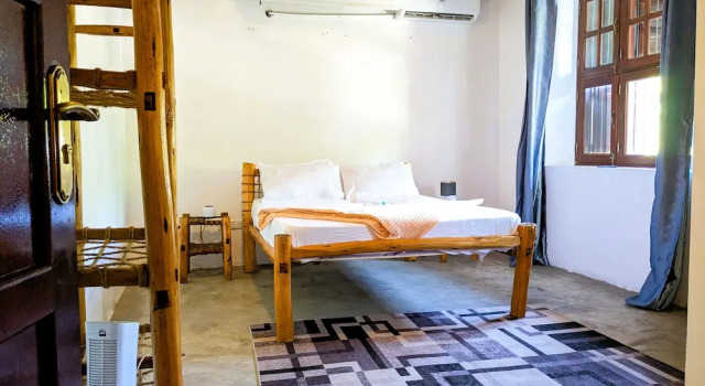 Kay's Place Train House Jambo, Забронировать Апартаменты/квартира Апартаменты Занзибара, Апартаменты/квартира