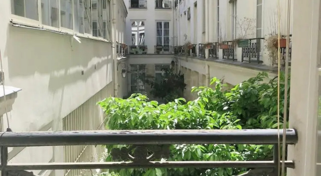 1 Bedroom in two Bedroom Luxe Marais Bretagne Citycosy, Забронировать Апартаменты/квартира Париж Иль-де-Франс, рядом с Станция метро Rambuteau