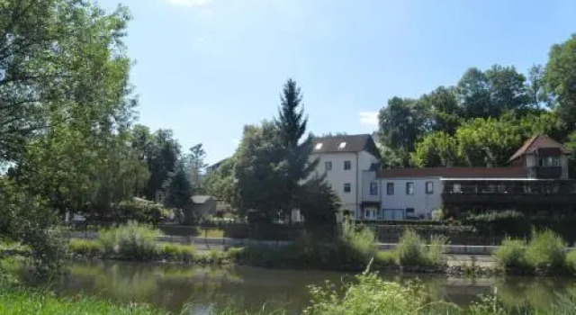 Pension Gasthaus zum Pegel, Prenota Affittacamere Hotel a Garz con parcheggio, Parcheggio