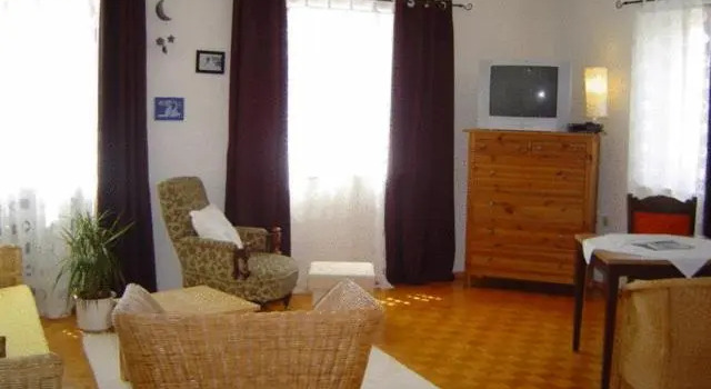 Hotel-Gasthof Wilder Mann, Varaa Hotelli Hotellit Baijeri pysäköinnillä, Pysäköinti