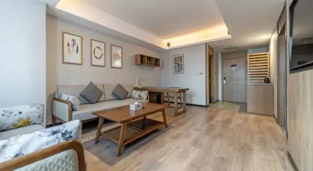 Люкс Zhige Hotel (Linyi Mixc Jinqueshan Road Branch)