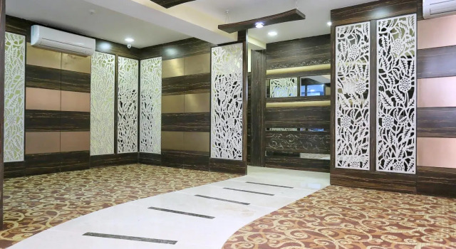 The Majestic Suites, Rezervovat Hotel Hotely v Jojera s parkováním, Parkování