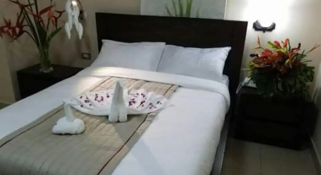 Murex Plaza Hotel & Suites