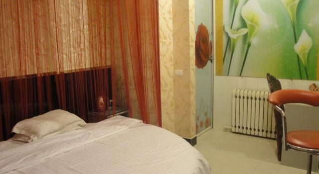 Landi Express Business Hotel, Rezerwuj Hotel Hotele i noclegi w Mudanjiang, Hotel