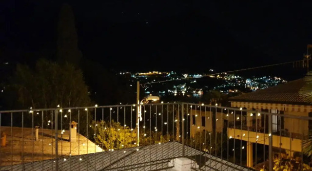 Voi da Noi Intero appartamento con parcheggio privato, Prenota Appartamento Torno Como