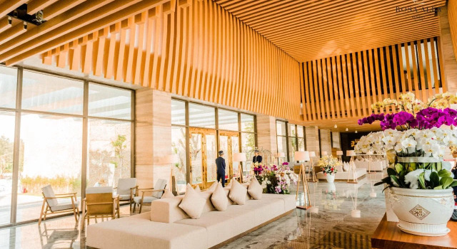 Rosa Alba Resort & Villas Tuy Hoa, Buchen Sie Resort SPA-Hotels in Phu Yen, SPA