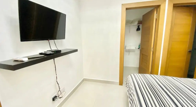 Luxury 1br , Pool, Gym, Close Agora Mall