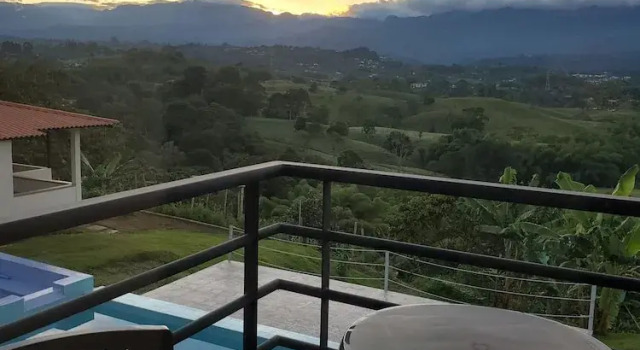 Коттедж Villa Alejos