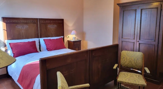 Коттедж Classic с 5 комнатами Farmhouse in Monte Santa Maria Tiberina With Garden