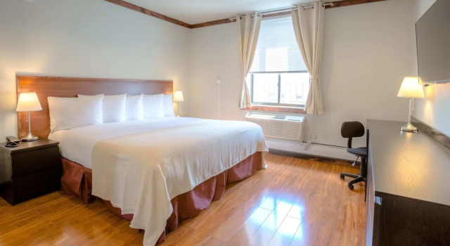 Двухместный номер LIC Hotel