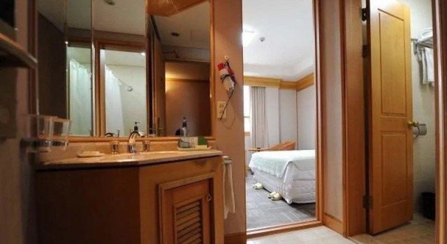 Savoy Hotel Changwon, Забронировать Отель Отели Чханвон 4 звезды, 4*