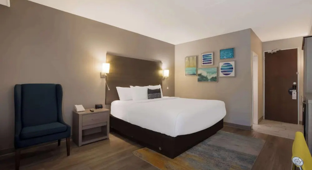 Двухместный номер Standard с красивым видом из окна The Hub Middletown Red Bank- Best Western Signature Collection