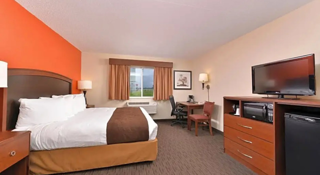 Номер Standard AmericInn by Wyndham St Cloud MN I-94