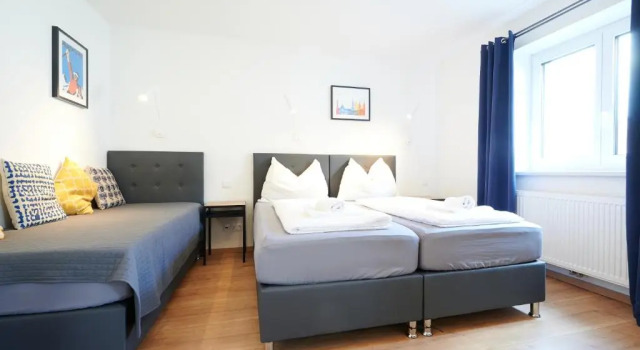 Apartments at Winterhafen, Book Apartment  