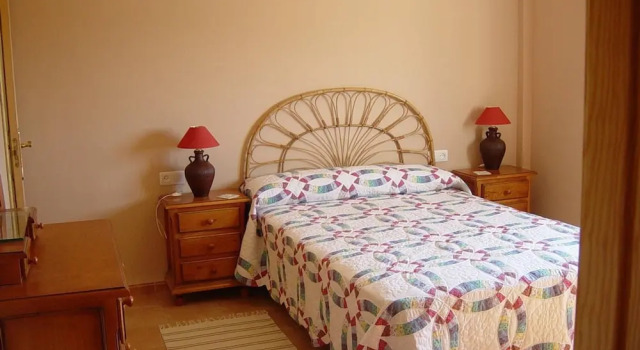 Casa With Private Pool and Beautiful Views Near Granada, Book Feriehus Villaer i Durcal, Villa