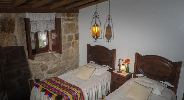 Casa do Adro, Rezerwuj Hotel Hotele w Soajo z parkingiem, Parking