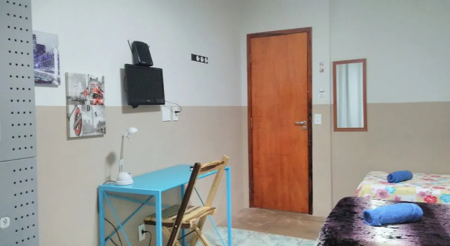 Кровать в общем номере Hostel Aldeia Inn