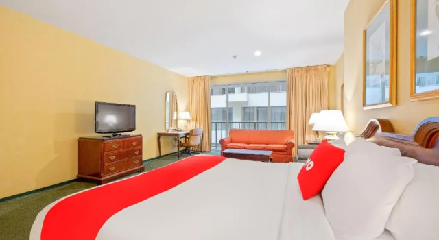 Номер Standard OYO Hotel St. Louis Downtown City Center MO
